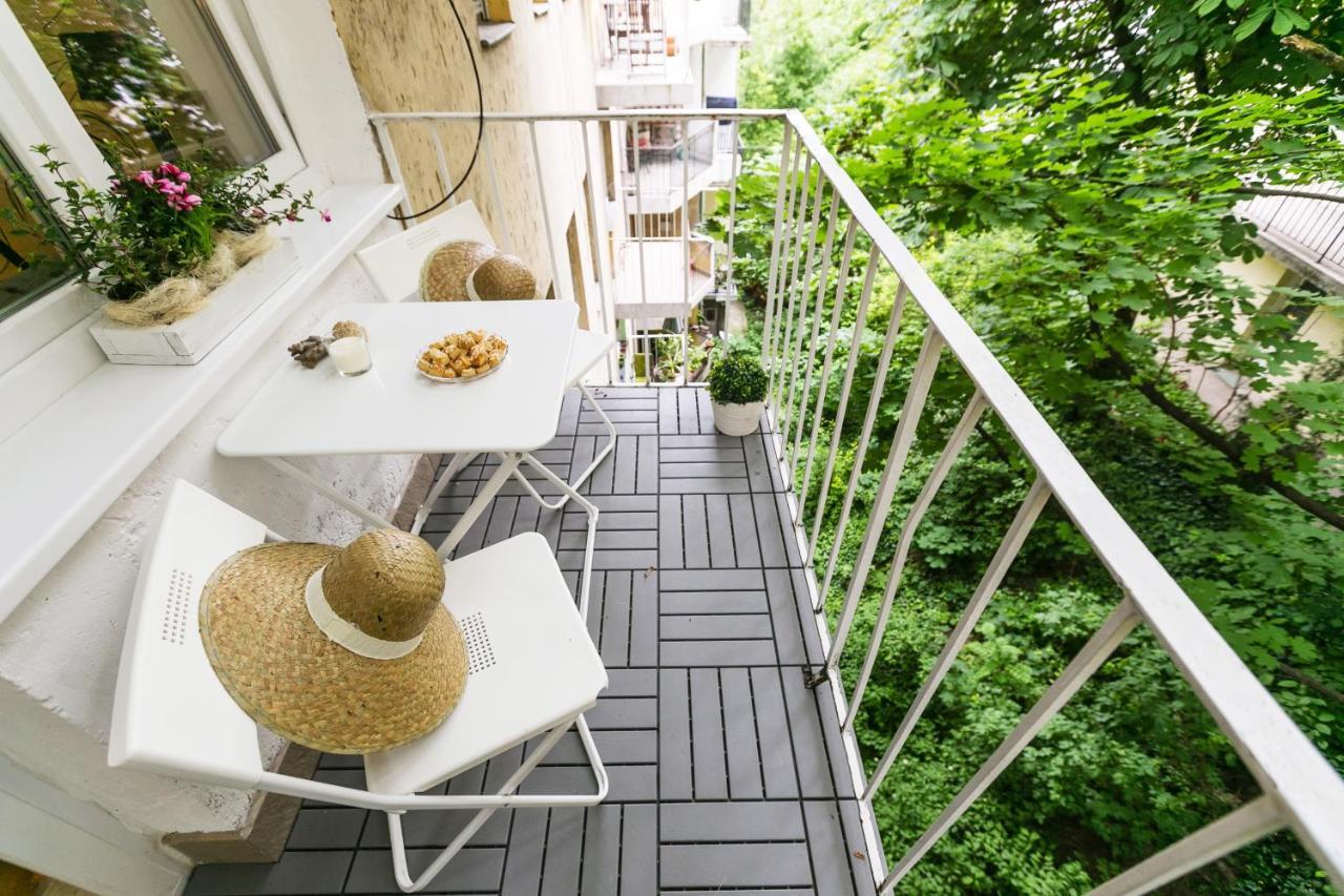 Peaceful Apartment Near Buda Castle And Chain Bridge ブダペスト エクステリア 写真