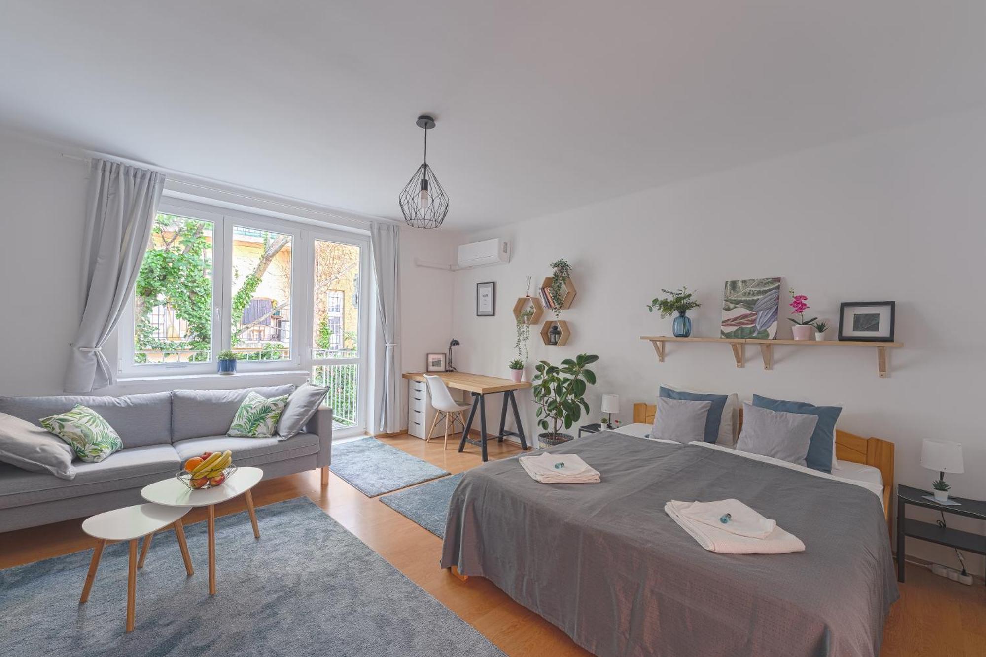 Peaceful Apartment Near Buda Castle And Chain Bridge ブダペスト エクステリア 写真