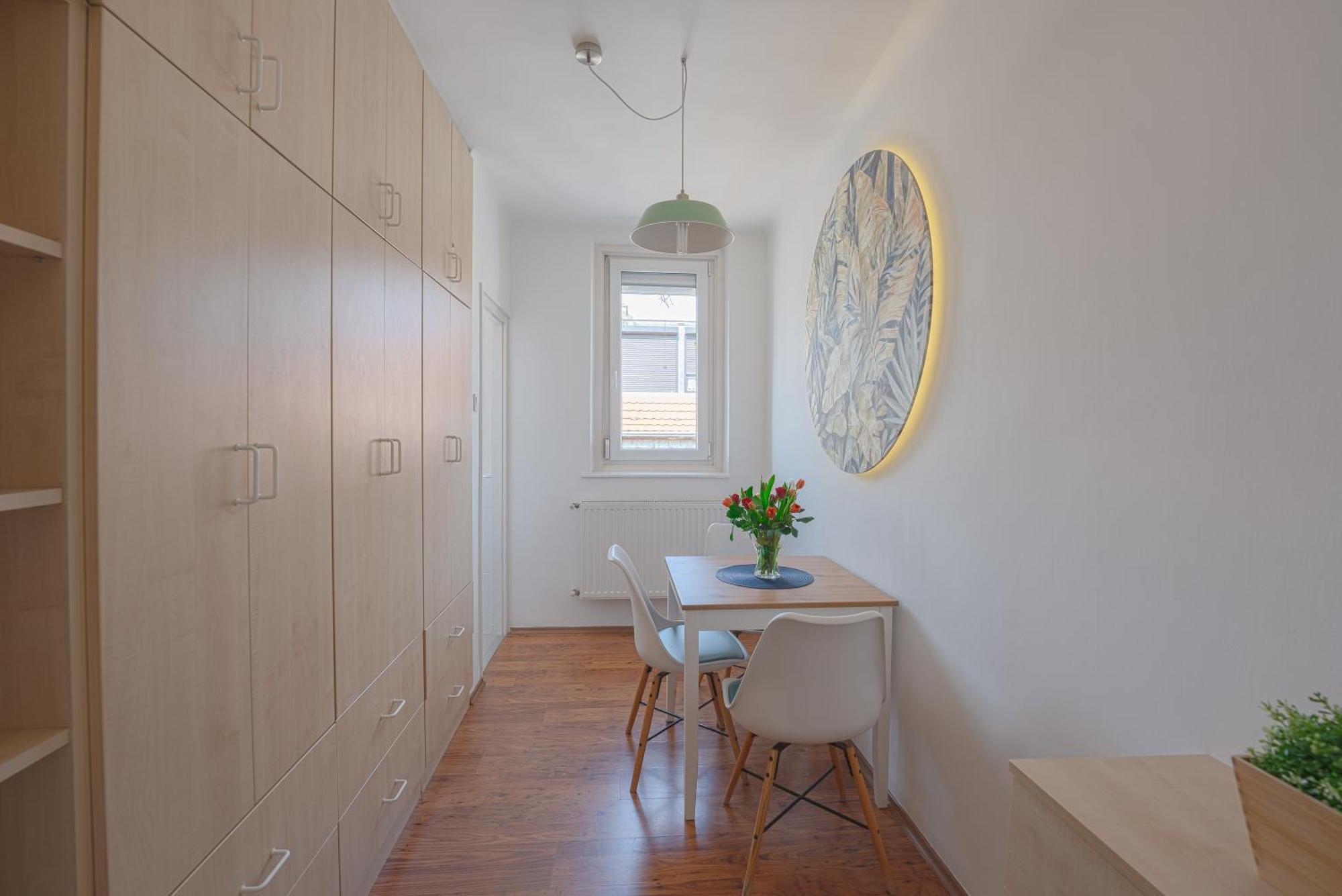 Peaceful Apartment Near Buda Castle And Chain Bridge ブダペスト エクステリア 写真
